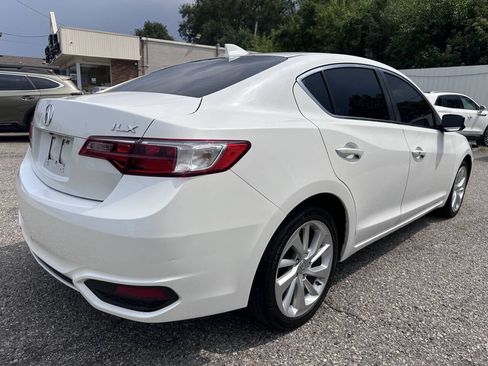 Used 2017 Acura ILX FWD image 7