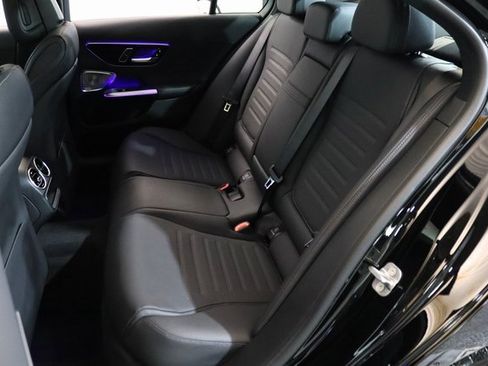 Used 2025 Mercedes-Benz C 300 4MATIC Sedan image 16
