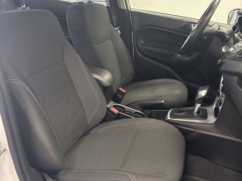 Used 2016 Ford Fiesta SE image 18
