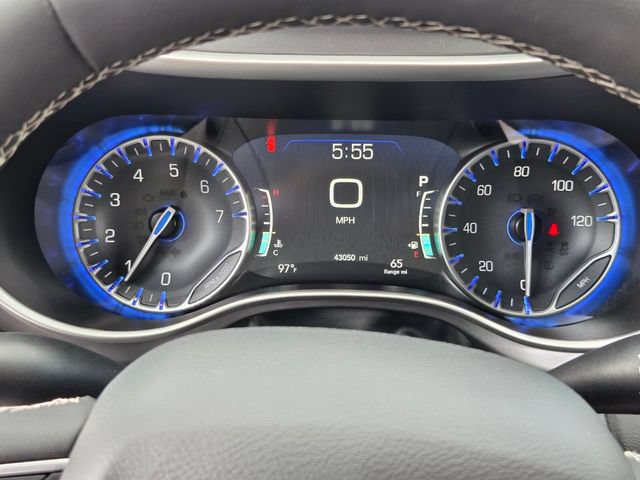 Used 2026 Chrysler Pacifica Select FWD image 22