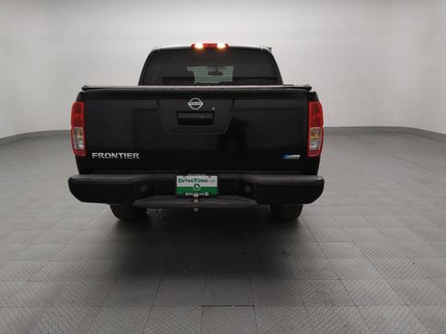 Used 2018 Nissan Frontier SV image 7