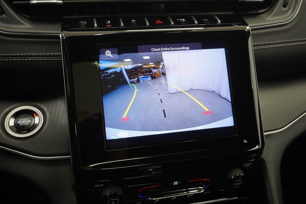 Certified 2025 Jeep Grand Cherokee Laredo X AWD/4WD image 24