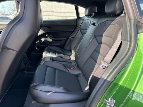 Used 2022 Porsche Taycan 4 Cross Turismo image 10