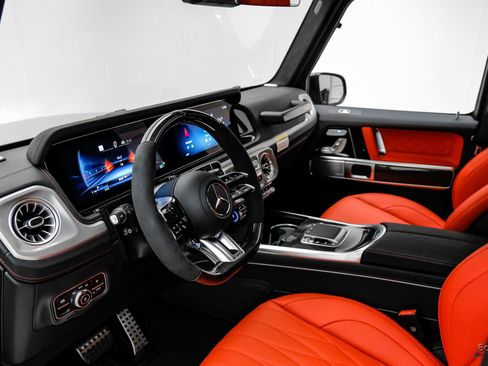 Used 2026 Mercedes-Benz G 63 AMG 4MATIC image 2