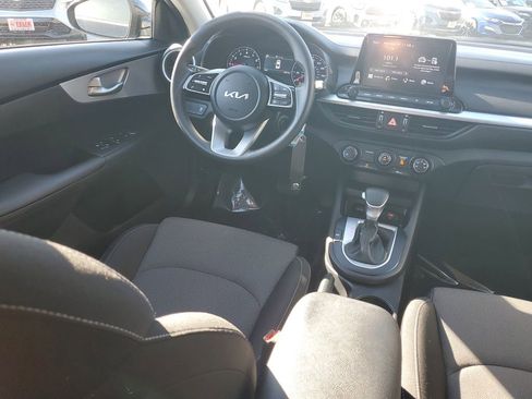 Used 2024 Kia Forte LXS image 8