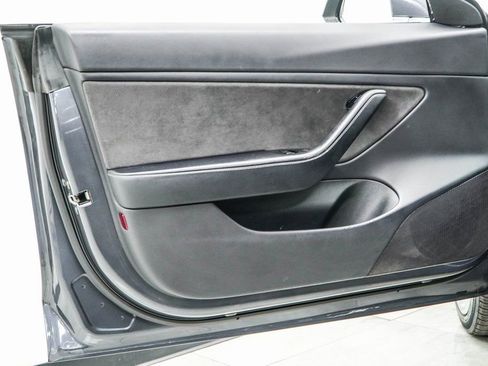 Used 2019 Tesla Model 3 Mid Range image 38