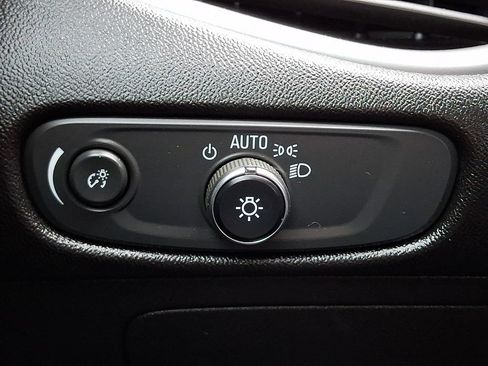 Used 2024 Chevrolet Malibu LT FWD image 27