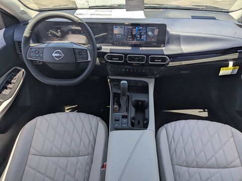 New 2026 Nissan Sentra SL FWD image 19