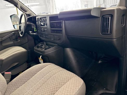 New 2025 Chevrolet Express 3500 w/ Power Convenience Package RWD image 4