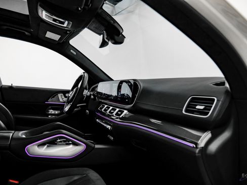 Used 2022 Mercedes-Benz GLS 63 AMG 4MATIC w/ Warmth & Comfort Package image 44