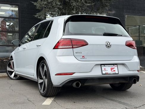 Used 2018 Volkswagen GTI SE w/ SE Leather Package image 20