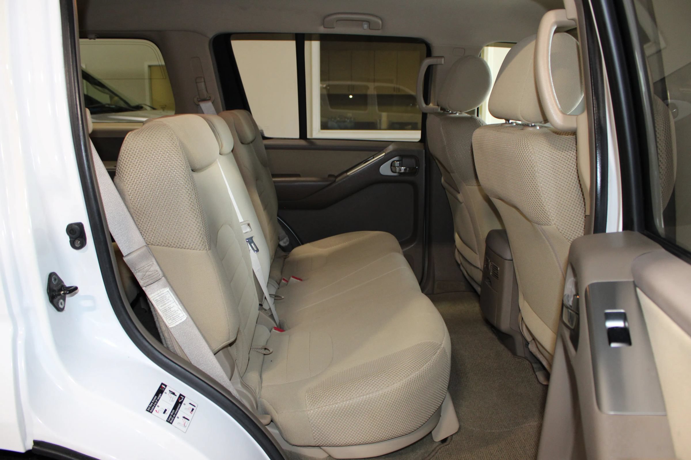 Used 2008 Nissan Pathfinder S RWD image 29