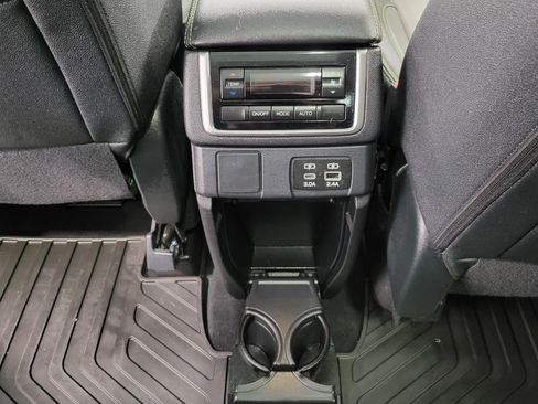 Used 2024 Subaru Ascent Onyx Edition w/ Popular Package Onyx AWD/4WD image 50