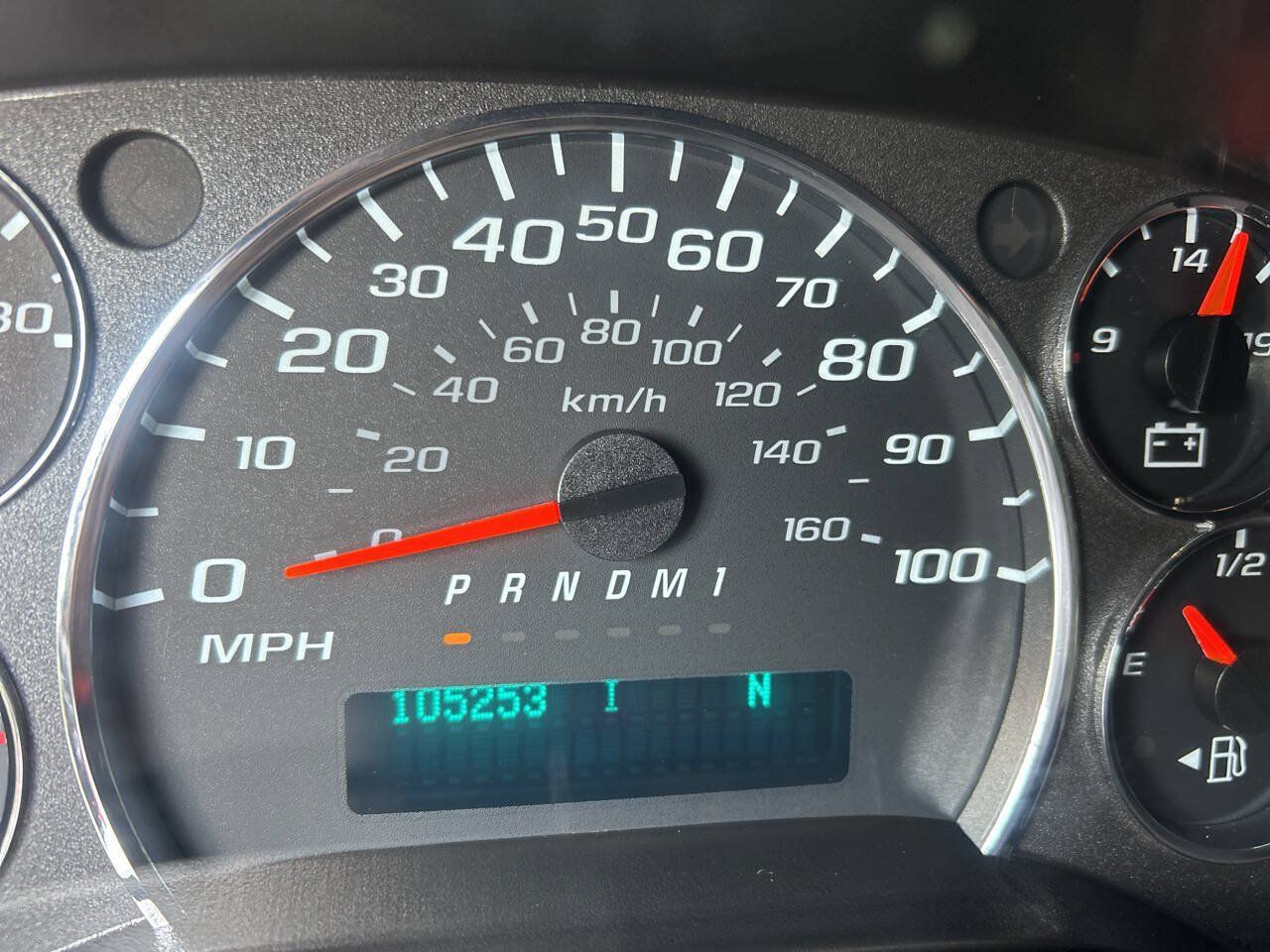 Used 2020 Chevrolet Express 2500 Extended w/ Enhanced Convenience Package RWD image 12