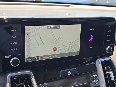 Certified 2023 Kia Sorento EX w/ Panoramic Sunroof Package FWD image 25