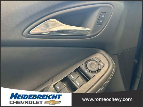 Used 2023 Buick Encore GX Select w/ Safety Package II image 11