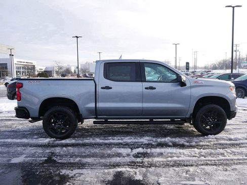 Used 2024 Chevrolet Silverado 1500 LT Trail Boss w/ Protection Package AWD/4WD image 8