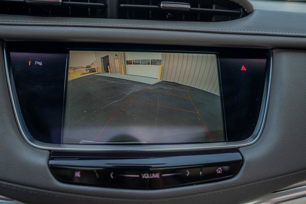 Used 2018 Cadillac XT5 Luxury w/ Driver Awareness Package FWD image 29
