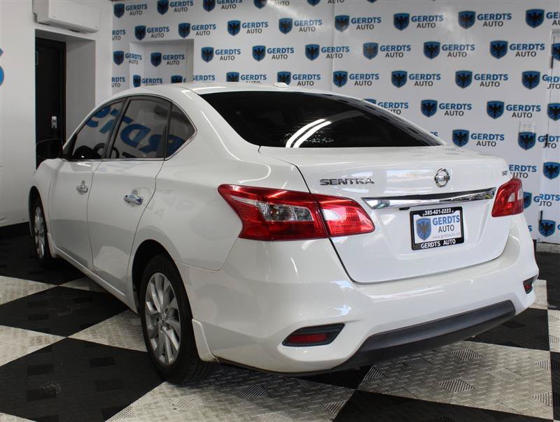 Used 2018 Nissan Sentra SV FWD image 2