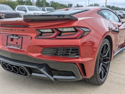Used 2024 Chevrolet Corvette Z06 image 17