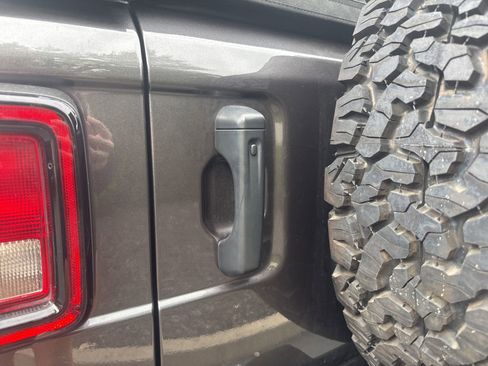 Used 2021 Jeep Wrangler Unlimited Rubicon image 7