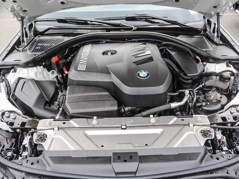 Used 2025 BMW 330i Sedan w/ Premium Package image 26