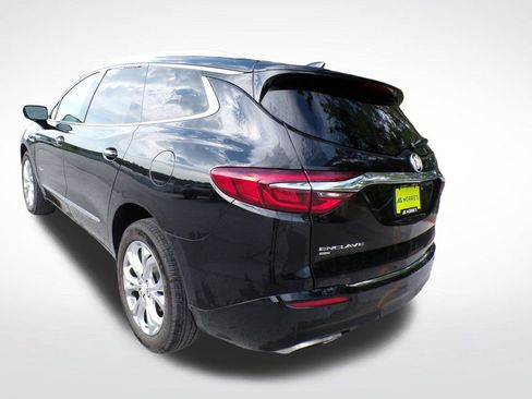 Used 2020 Buick Enclave Avenir w/ Avenir Technology Package AWD/4WD image 4