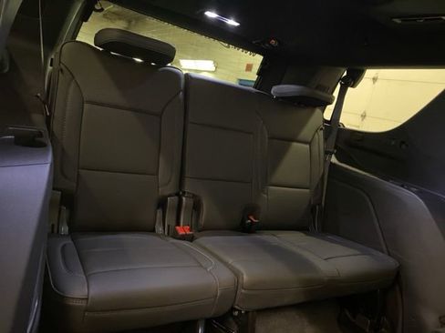 Used 2025 GMC Yukon Denali w/ Sun & Power Step Package AWD/4WD image 25