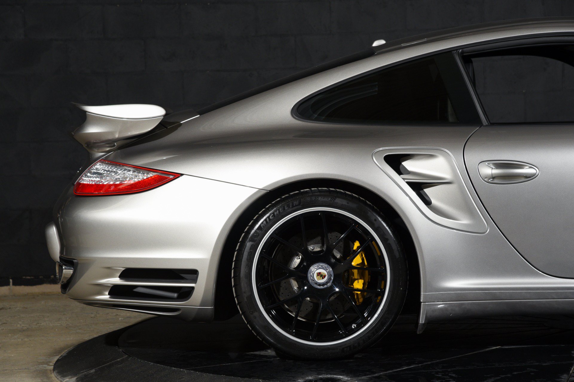Used 2013 Porsche 911 Turbo S AWD/4WD image 29
