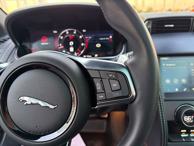 Used 2021 Jaguar F-TYPE Coupe RWD image 22