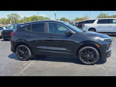 Certified 2025 Buick Encore GX Sport Touring w/ Comfort Package FWD image 9