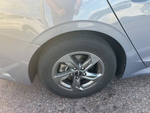 Used 2022 Kia K5 LXS image 13