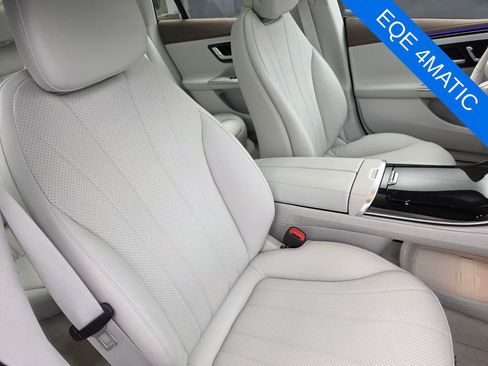 Used 2025 Mercedes-Benz EQE 350+ 4MATIC Sedan image 27