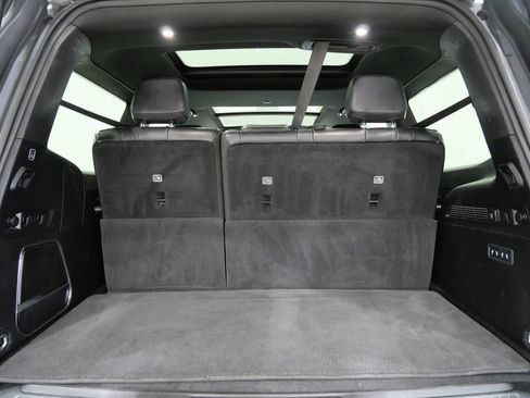 Used 2022 Jeep Wagoneer Series III w/ Premium Group I image 26