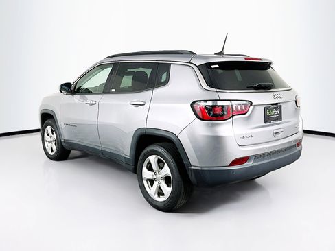 Used 2018 Jeep Compass Latitude w/ Popular Equipment Group image 5
