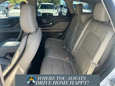 Certified 2022 Lincoln Corsair FWD w/ Equipment Group 101A image 25