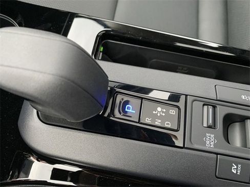 New 2026 Toyota Prius Limited image 25