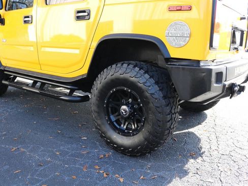 Used 2003 HUMMER H2 Base 4dr 4WD SUV w/ Preferred Equipment Group image 22