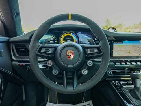 Used 2025 Porsche 911 GT3 RS image 31
