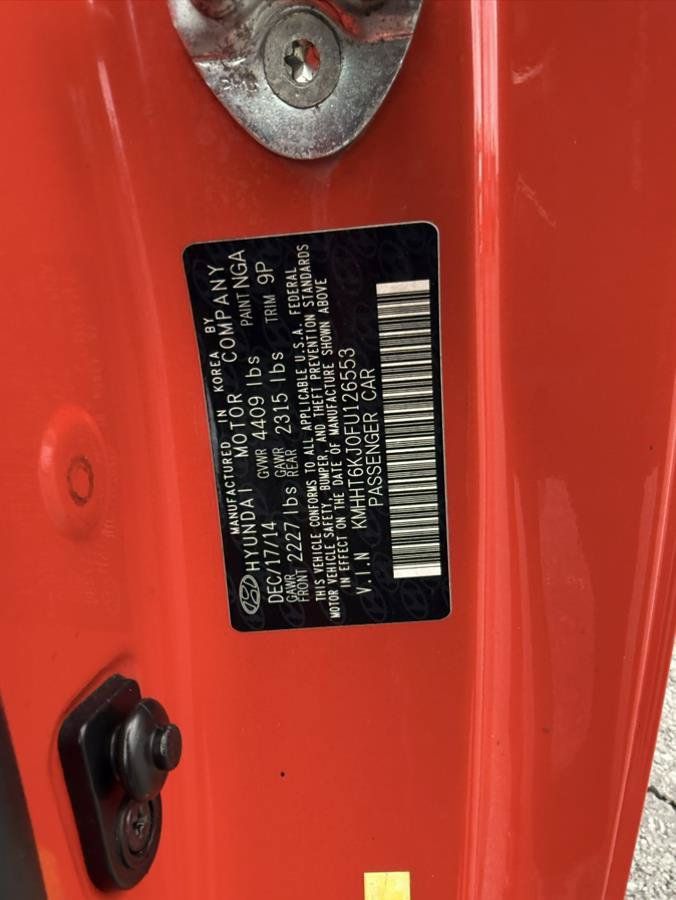 Used 2015 Hyundai Genesis 3.8 RWD image 28