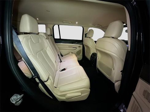 Used 2022 Jeep Grand Cherokee L Limited image 22