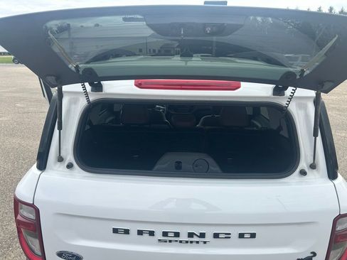 Used 2023 Ford Bronco Sport Outer Banks w/ Tech Package AWD/4WD image 19