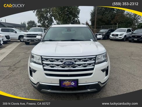 Used 2018 Ford Explorer Limited w/ Equipment Group 301A image 2