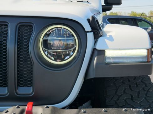 Used 2022 Jeep Wrangler Unlimited Rubicon w/ Xtreme Recon 35" Tire Package image 21