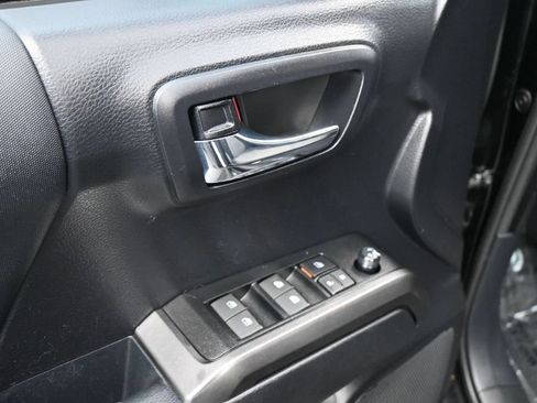 Used 2021 Toyota Tacoma TRD Off-Road AWD/4WD image 2