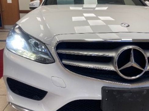 Used 2014 Mercedes-Benz E 350 4MATIC w/ Premium 1 Package image 23