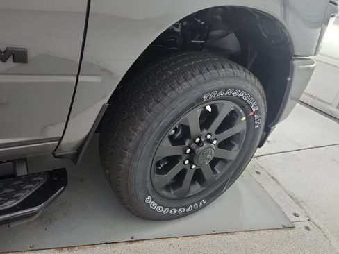 New 2026 RAM 2500 Laramie w/ Night Edition AWD/4WD image 32