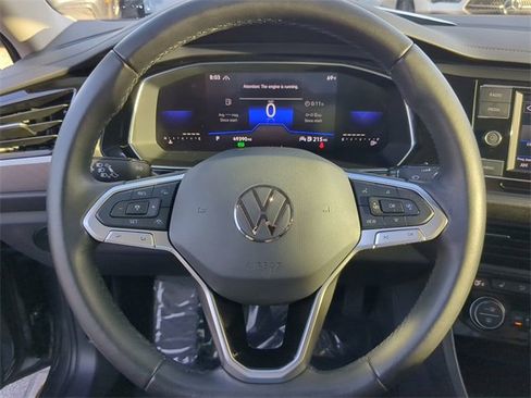 Certified 2023 Volkswagen Jetta SE image 29