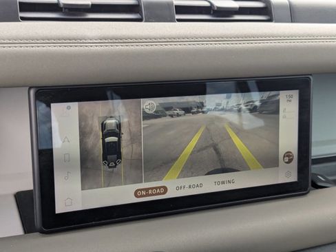 Used 2020 Land Rover Defender 110 SE AWD/4WD image 14