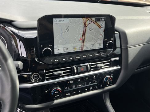 Certified 2023 Nissan Pathfinder SL w/ SL Premium Package image 16